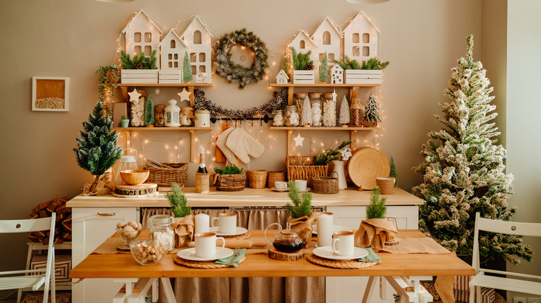 Subtle Christmas kitchen