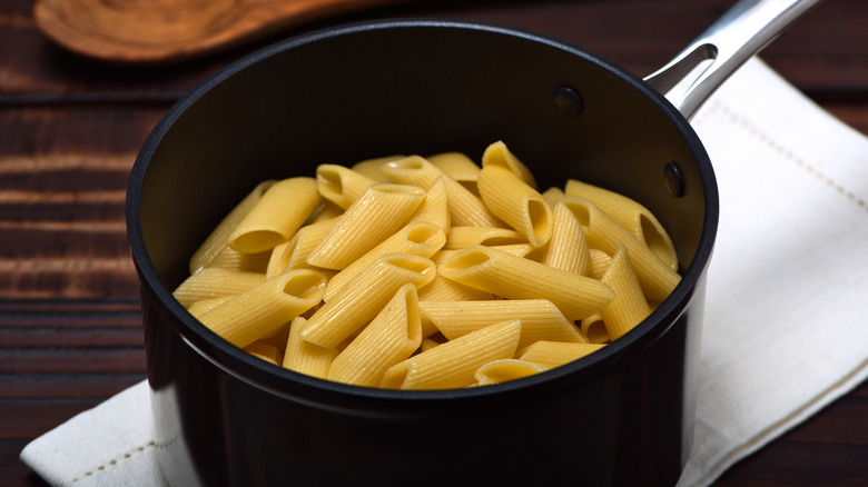 Pasta inside anodized aluminum pan