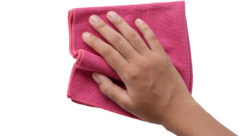  hand and dusting rag