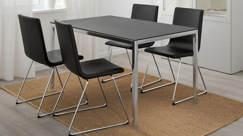 The TORSBY table with four chairs