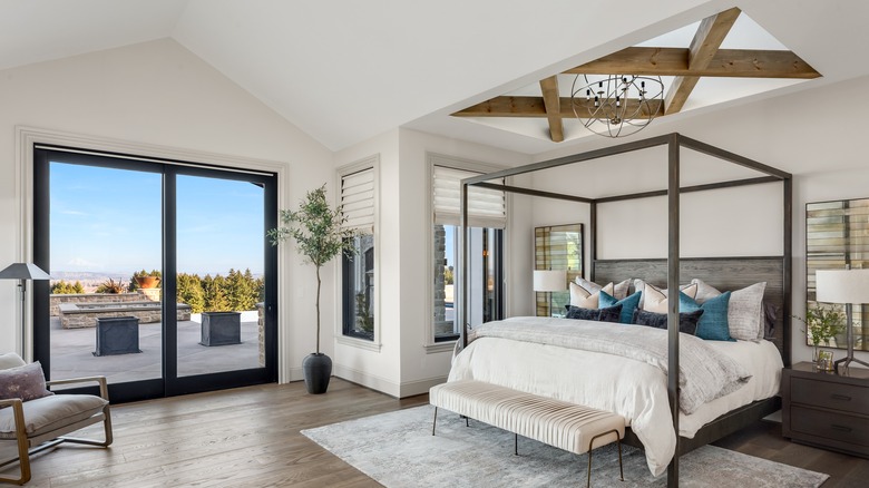 beams above a bed
