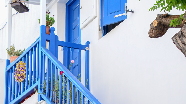 porch with blue details