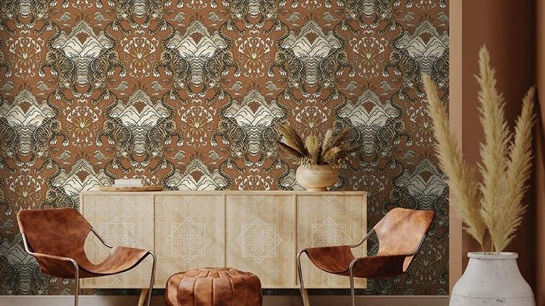 Orange wallpaper with a tiger design