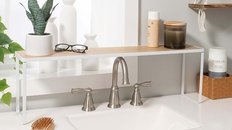 An over-the-sink bathroom shelf