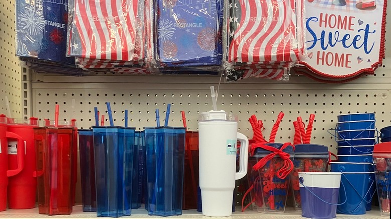 Party decorations for Independence Day.
