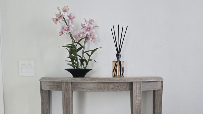 Reed diffuser at entryway