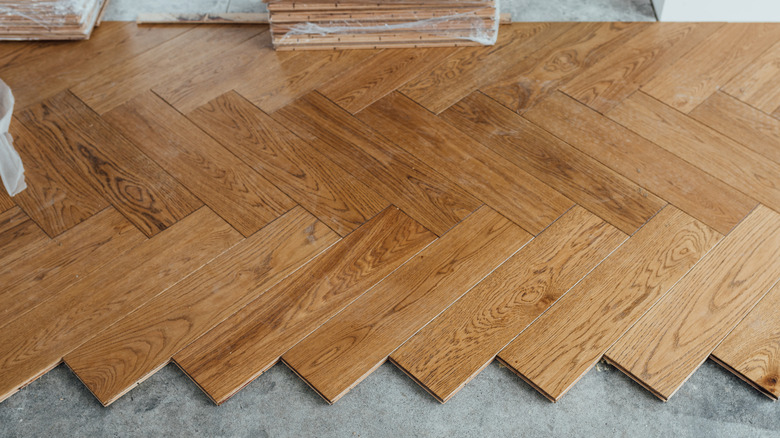 hardwood flooring in herringbone pattern