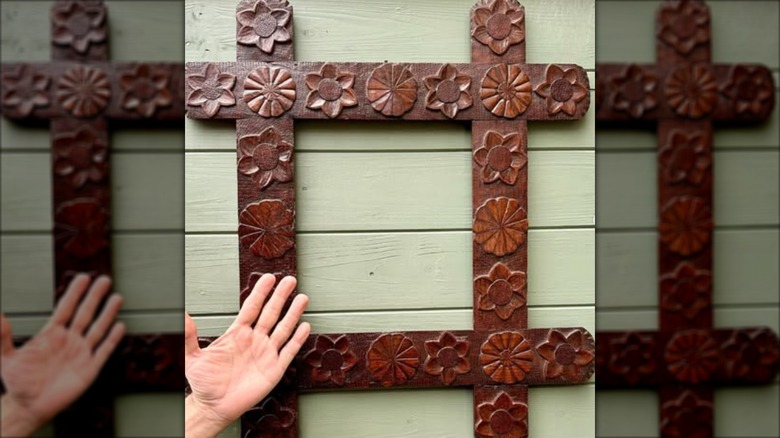 Wood folk art frame