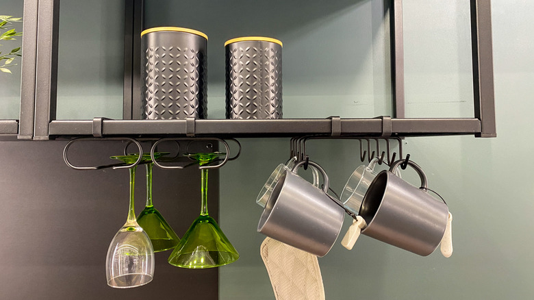 Mug storage underneath shelf