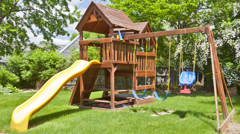 Kid's backyard play area