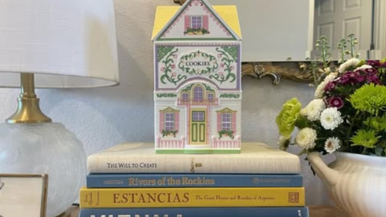 Lenox house-shaped cookie jar