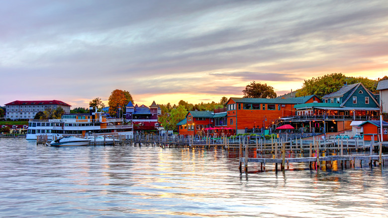 Scenic docks and waterfront restaurants on Lake George