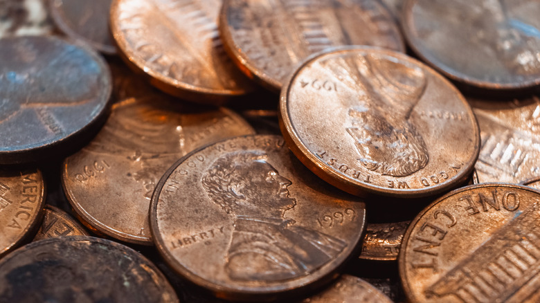 Pile of copper pennies