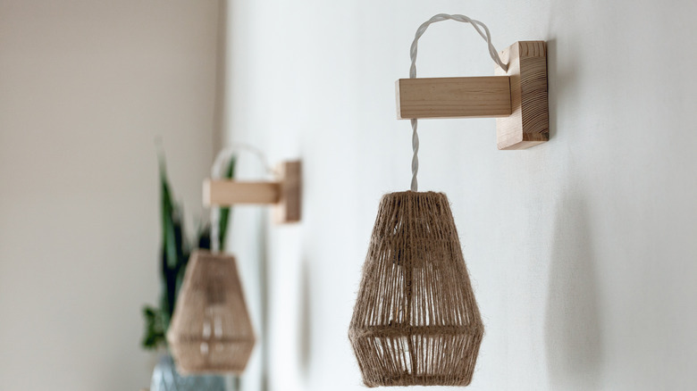 Hanging wall lamps