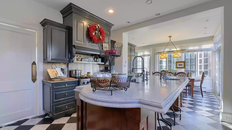 Swift kitchen