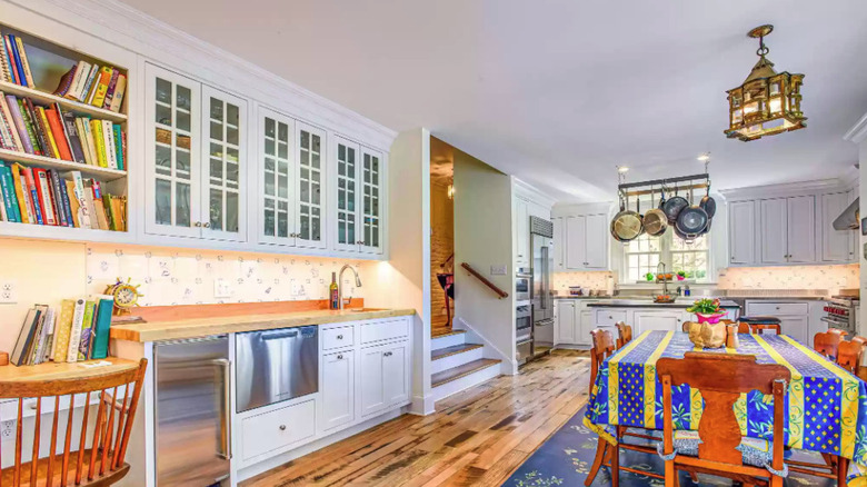 Cozy kitchen