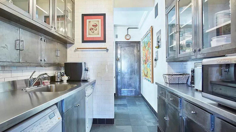 galley kitchen