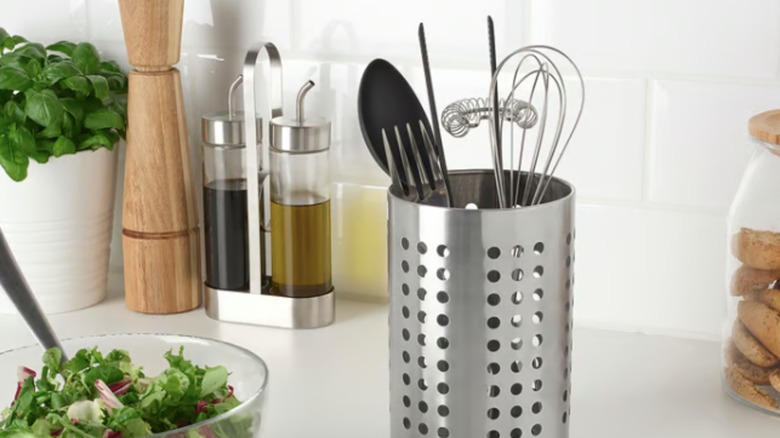 The IKEA ORDNING utensil holder