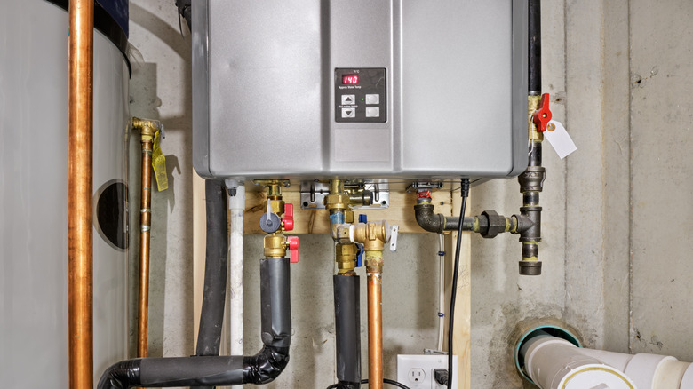 tankless water heater connections