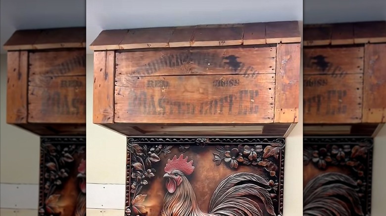 a DIY range hood made from a coffee crate adds character to a farmhouse kitchen