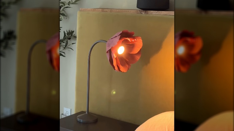 DIY flower lamp