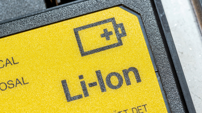 A lithium-ion laptop battery pack