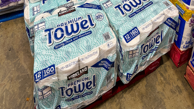 Bulk pack of kirkland signature paper towels on pallet