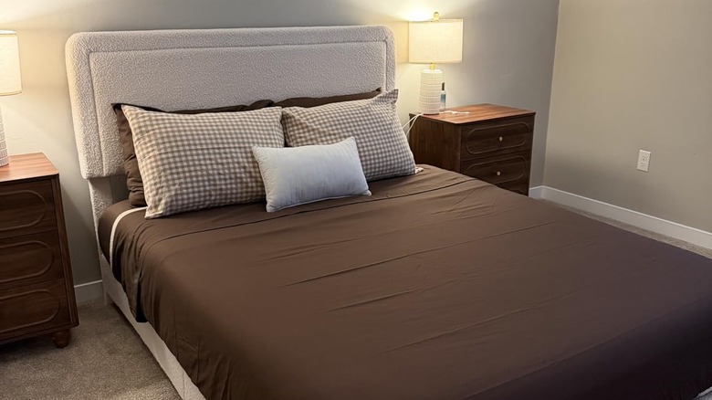 dark brown Amazon sheet set on a bed in modern bedroom