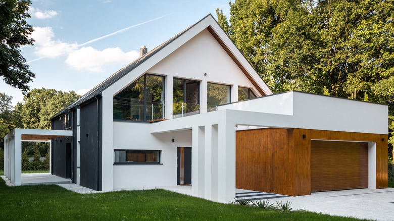 Modern wood and metal home
