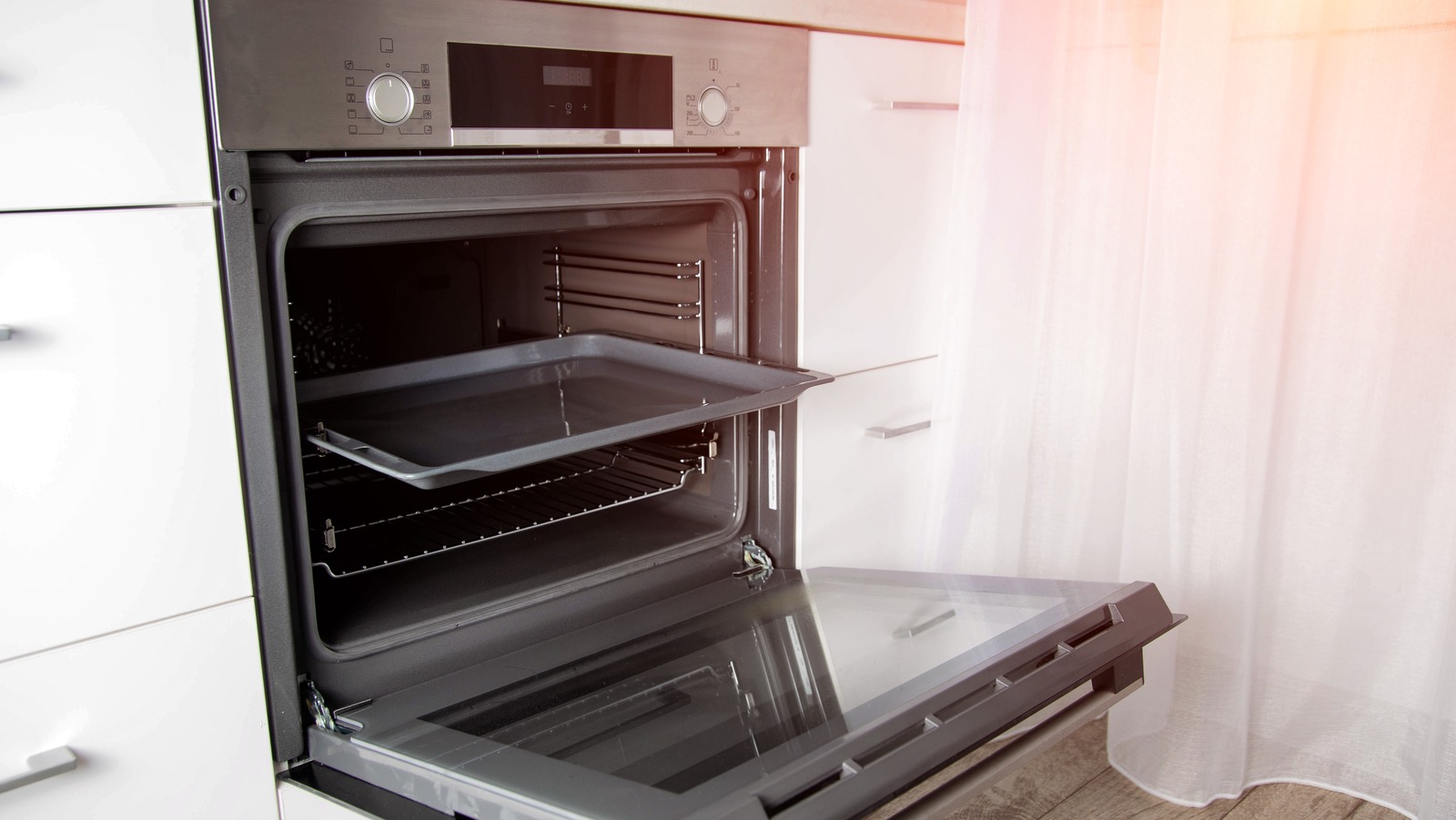 An Expert Explains How To Make Sure Your Oven Lasts A Long Time