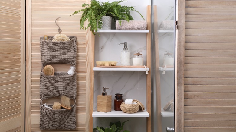 Wall storage in bathroom