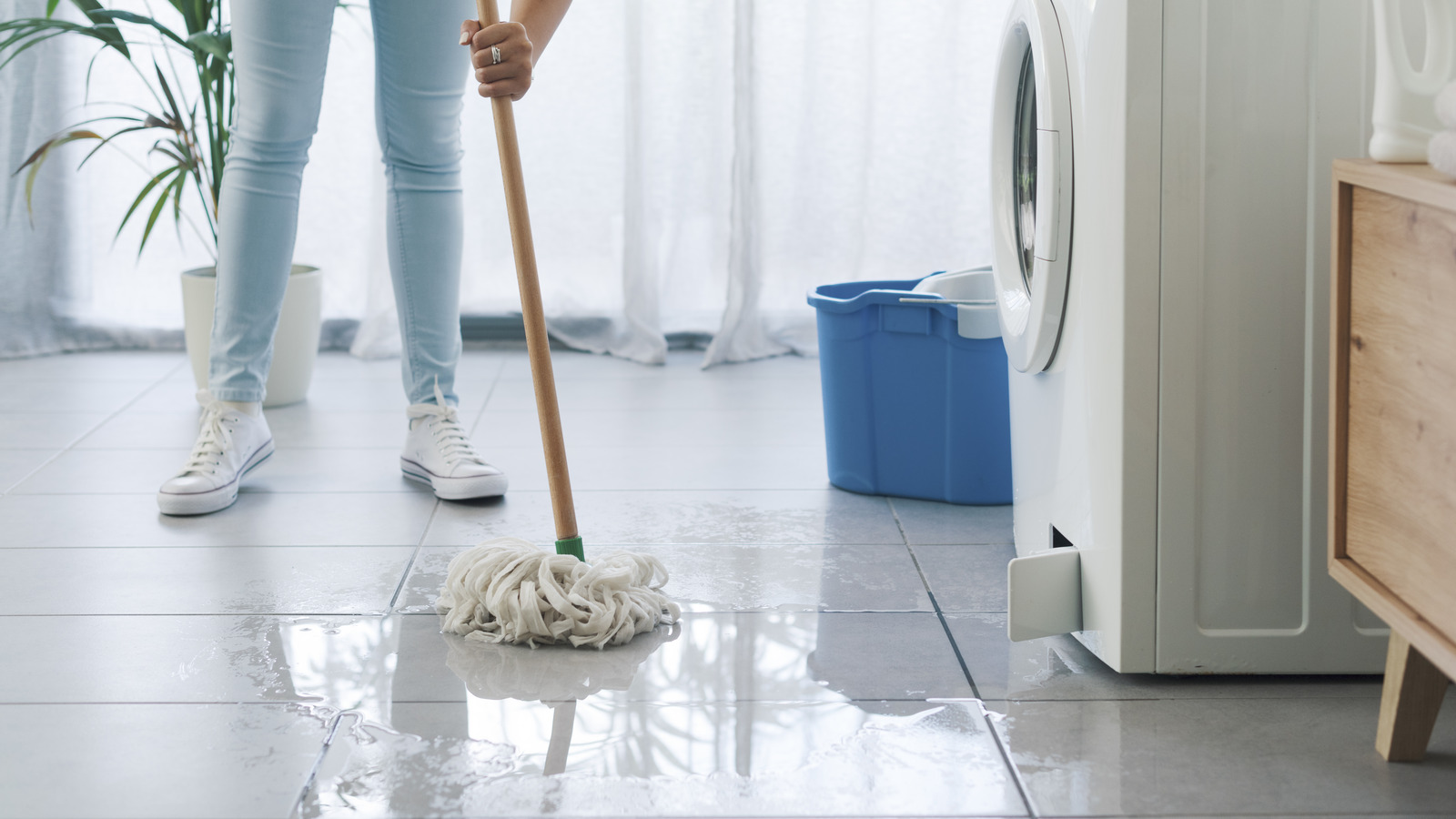 An Expert Explains Why Your Washing Machine Won't Drain