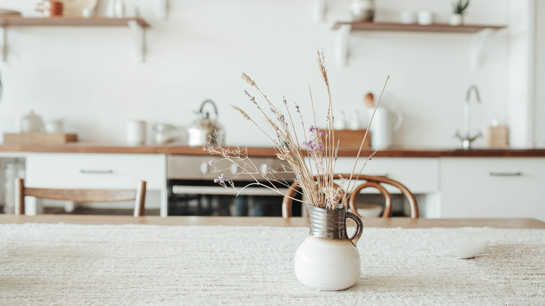 Farmhouse interior design kitchen