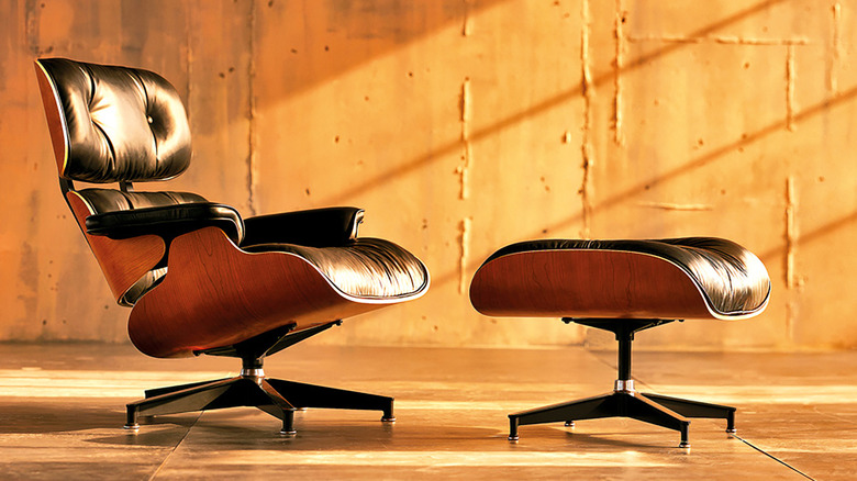 Eames lounge chair