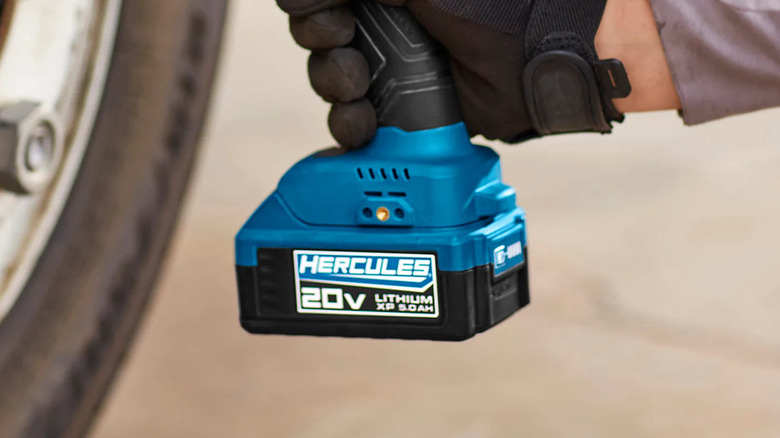 A Harbor Freight Hercules tool with attached battery