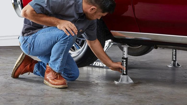 Daytona 3-ton aluminum jack stand
