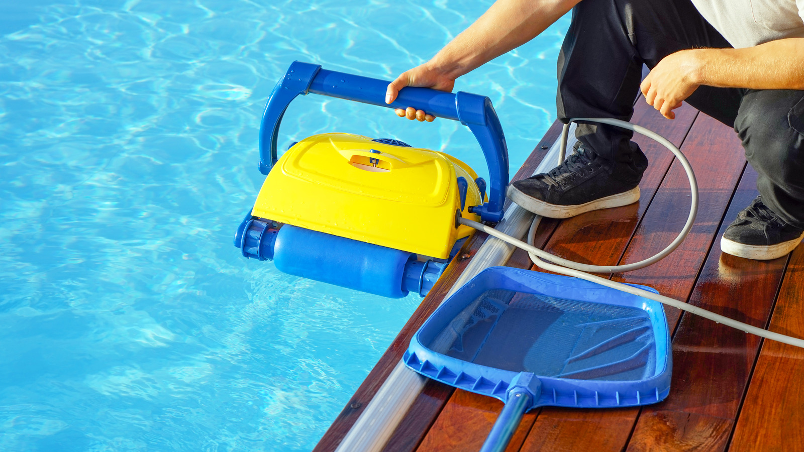 Why choose robotic pool cleaners? – Robotics & Automation News