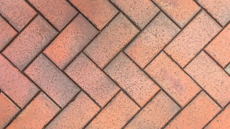 herringbone brick floor pattern