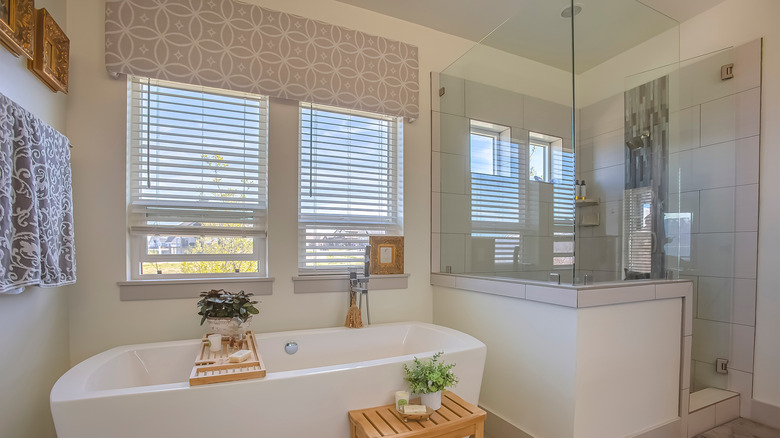 Bathroom with gray window valance