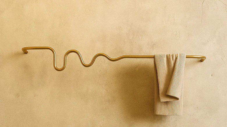 super think towel rack in bathroom