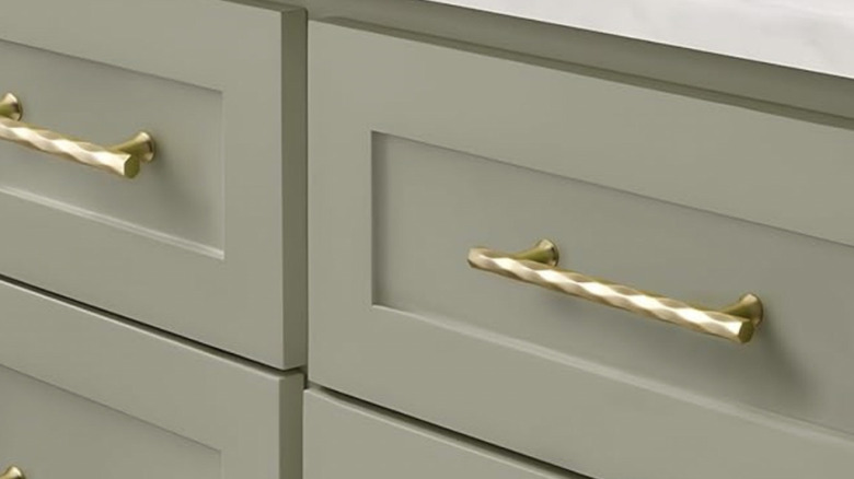 Set of gold textured hardware