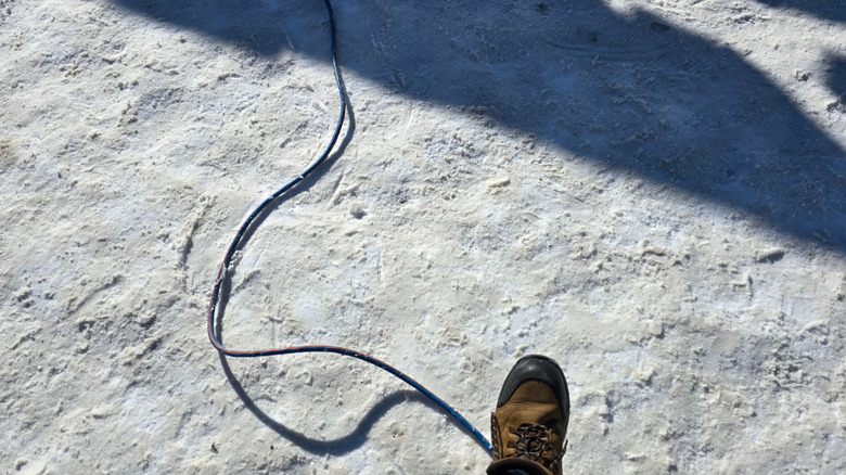 extension cord in snow