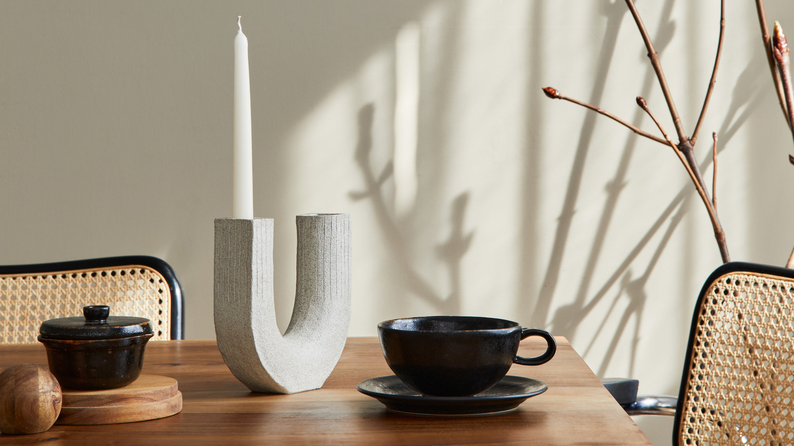 Beautiful Ways To Decorate Your Home With Candles