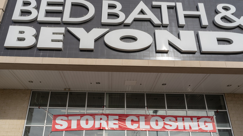 bed bath beyond store