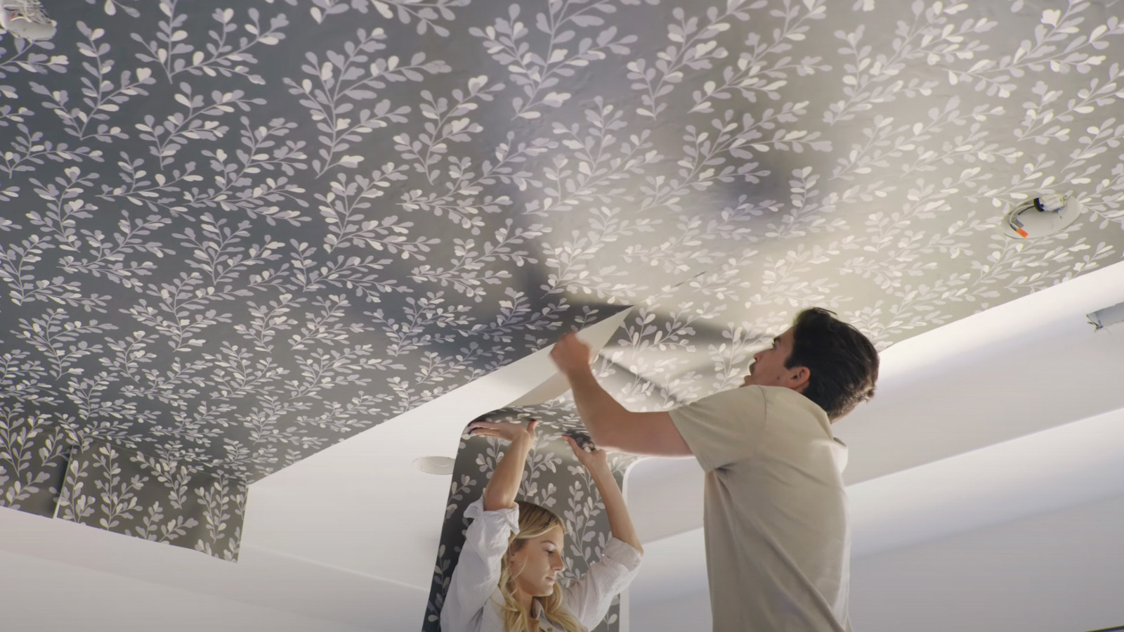 Before Trying The Popular Wallpapered Ceiling Trend, Be Aware Of These Downsides