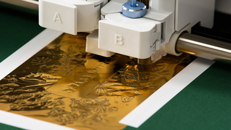 Embossing or debossing foil with a Cricut Maker 4