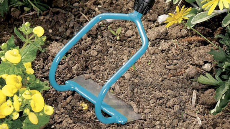 Close-up of Gardena's Combisystem Draw Hoe head