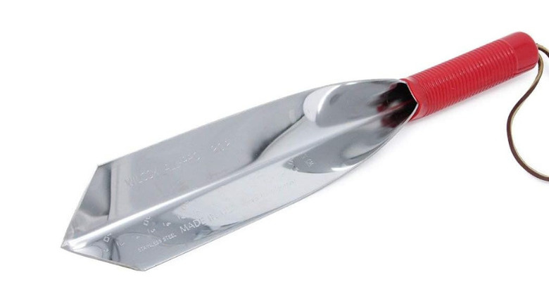 Wilcox's All-Pro 14-inch Trowel