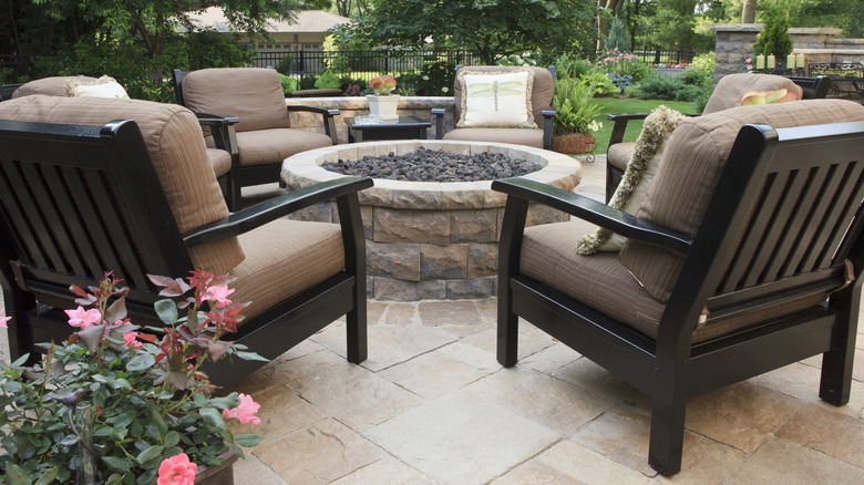 Patio furniture set