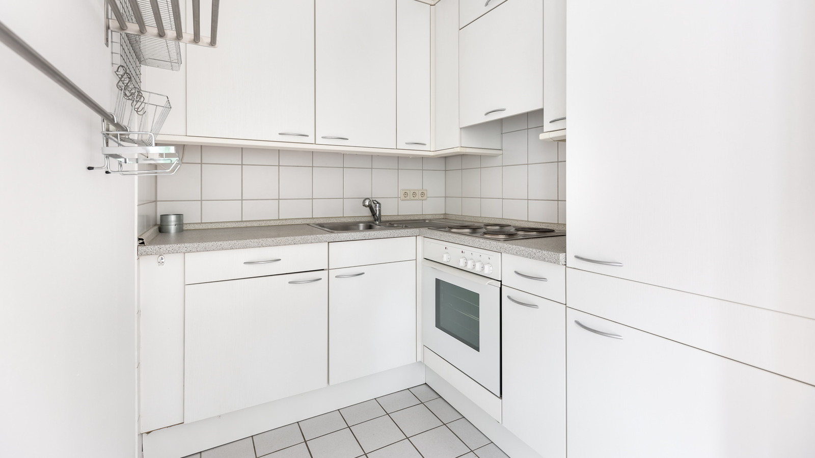 Ways to Refresh Your Outdated Monochromatic Kitchen
